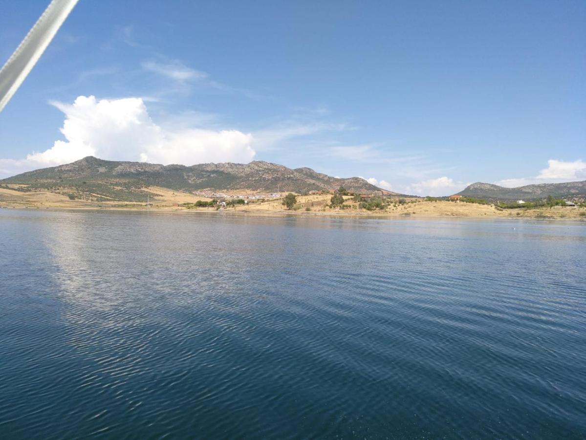 Casa En El Pantano De Orellana * Orellana de la Sierra